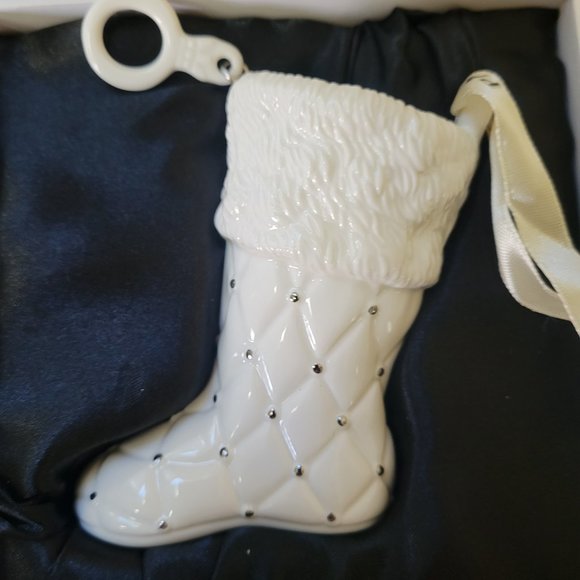 Pandora 2012 Porcelain Christmas Stocking Ornament - Picture 2 of 9